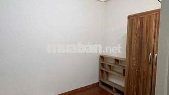 Cho thuê phòng trọ Bằng Liệt DT: 18m2 Giá 2TR