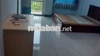 Phòng trong nhà nguyên căn cho thuê Q12