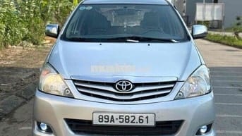 Toyota Innova 2009 G - 35489 km