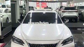 Lexus ES 2023 300h - 20000 km