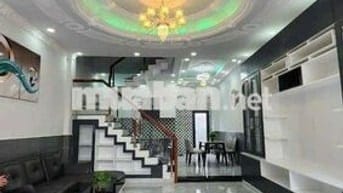 Nhà Có Nội Thất 1 Trệt 1 Lầu 2PN 5x14m Hẻm Huỳnh Tấn Phát Quận 7