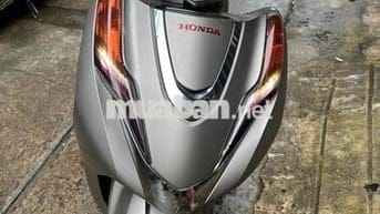 xe nhà it sử dụng