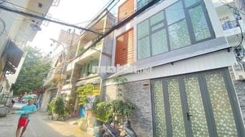 Cho Thuê Nhà Đẹp Hẻm Xe Hơi Cách Mặt Tiền Chỉ 10M