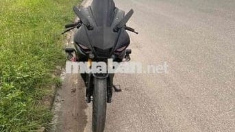 Yamaha R15v3 Đen Thể thao