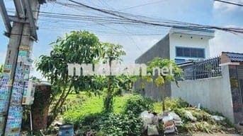 Ngột bank bán gấp lô đất Bùi Thị Xuân, P.Tân Bình Dĩ An 82m2 -1,12 tỷ