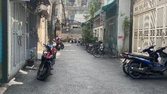 Nhà hẻm 4m Trần quang diệu q3 . 5x9m (35m2) trệt 2 lầu st , 6,3 tỷ tl