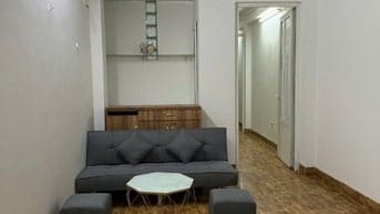 Căn hộ khép kín cả tầng 3 55m2 làng Ngọc Hà