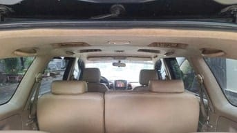 Em cần bán Innova 2007 màu đen 2.0G 