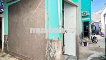 NHÀ GIÁ HẠT DẺ TẠI HẺM 366 CMT8 GẦN TRƯỜNG THPT BÙI HỮU NGHĨA