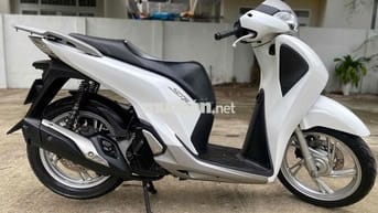Sh 125 trắng đk 2018 xe đẹp máy rin êm chính chủ