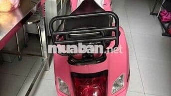 Xe tay ga Vespa GTS 2021 Hồng- 20.000km