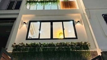 Làm ăn thua lỗ bán nhà 49m2 Đường Phan Đăng Lưu, P. 3, Quận Phú Nhuận,