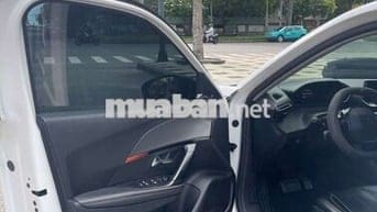 20 1105 2021 Active 1.2 AT - 100000 km