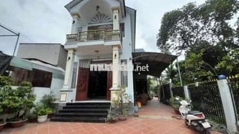 Ngộp bank 4 tỷ 5 – Giảm 1 tỷ 5, Biệt thự mái Thái 567m² giá chỉ 6 tỷ.