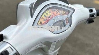 🔥 CẦN BÁN XE VESPA 2015 – MÀU TRẮNG ĐẸP NGUYÊN BẢN
