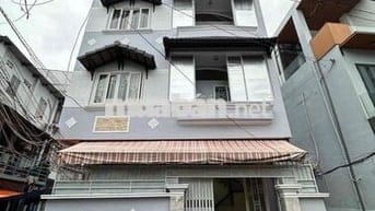 Nhà cho thuê ngang 8m kinh doanh tự do