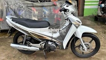 Future neo gt 2007 áo fi 2009 trắng ( hỗ trợ góp )