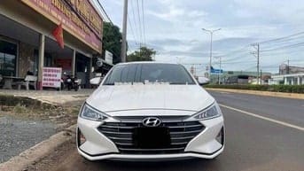 Hyundai Elantra 2020 1.6 AT - 20000 km