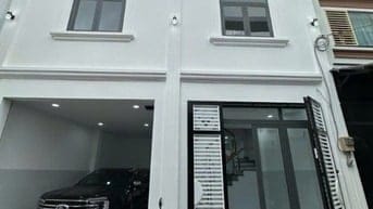 Bán nhà đẹp ngay trung tâm PN, 54m2 có shr, hẻm 6m oto, chỉ 4ty Tl 