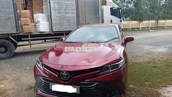 Toyota Camry 2020 2.0G 63000 km Đỏ