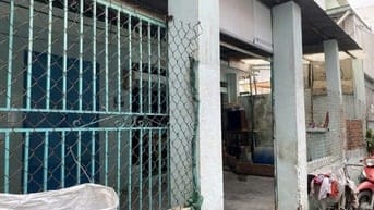 Bán nhà mặt tiền TA04 vào 200m, đối diện siêu thị Mega Market Quận 12