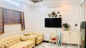 BÁN NHÀ PHỐ KIM GIANG, Ô TÔ ĐỖ CỬA, 55M. GIÁ 10 TỶ. LH 0988961792