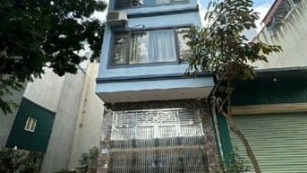 Bán gấp nhà liên kề Kiến Hưng, nhà vuông vắn, sổ đổ sẵn sàng giao ịch