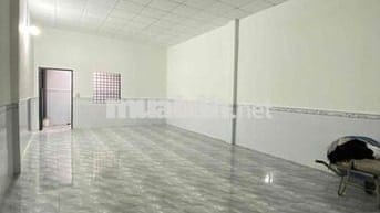 Cho thuê nhà 5x18m gần cây xăng 61 đường Phan Văn Hớn