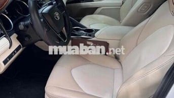 Toyota Camry 2020 2.5Q 32000 km