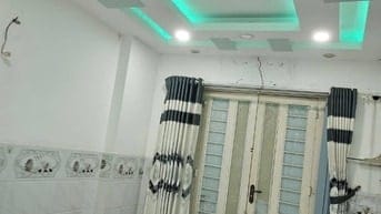 Nhà hẻm 56 Khánh Hội, Phường 4, Quận 4, nhà đẹp sạch sẽ, cho sinh viên