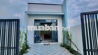 Nhà mới cần bán tại Phường Long Khánh mới