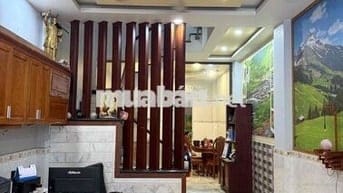 Bán nhà 1 trệt 2 lầu 1 tum, dt 4 x 19m, 1/..đường số 18, BHH, Bình Tân