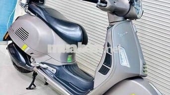 Piaggio Vespa GTS 300 Super Tech HPE4 2023 Xám