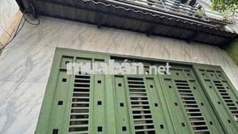 Nhà cho thuê nguyên căn Đường Dương Bá Trạc P1 Q8 cũ Hẻm xe hơi tới nh