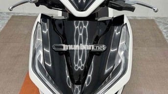 VARIO 125cc Trắng Đen Máy Zin Chưa Rớt , Nồi - Pô