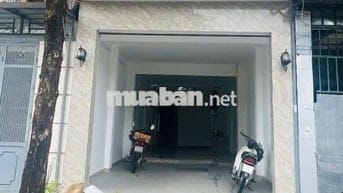 Nhà liền kề phố Trần Kim Xuyến. DT 100m2 x 5 tầng đường rộng 10m