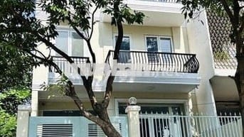 NHÀ ĐƯỜNG PHỔ QUANG DIỆN TÍCH: 8X20M HẦM 3 LẦU CHO THUÊ