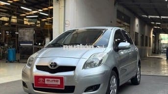 Toyota Yaris 2011 1.5 AT - 118875 km