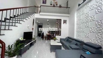 Nhà hẻm Yên Thế Bảo Lộc DT 90m2 Full thổ cư - Nhà mới 3 phòng ngủ