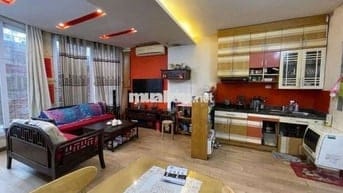 Tập thể Tầng 3 - Sổ 48/85m2 - Nguyễn Thái Học - Ở hay đầu tư đều ổn!