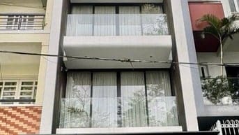 CHO THUÊ NHÀ HẺM Ô TÔ - FULL NỘI THẤT, GIÁP VÕ VĂN TẦN, Q.3. GIÁ CHỈ 2