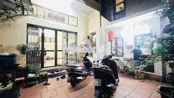 Phân Lô Tôn Đức Thắng 31m2, Nhà 5 T, Nở Hậu Gần Phố,Gần Hồ Văn Chương