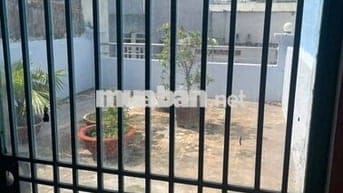 Hot, nhà 1 lầu! Ở và kinh doanh đối diện ETOW Tân Bình