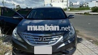 Hyundai Sonata 2010 Sedan hạng D nhập Hàn