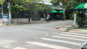 CĂN GÓC 3MTKD 8x20m 4Tầng 12pn TIỆN KHAI THÁC DÒNG TIỀN