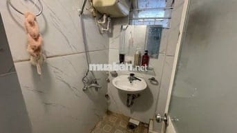 🏦 PHẢI NHANH MỚI KỊP Ạ-HIẾM- MẶT PHỐ- TẬP THỂ TẦNG 1-CÓ SÂN ĐỂ XE RỘNG