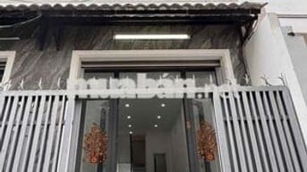 Cho Thuê Nhà Nguyên Căn 1Trệt + 2Lầu + 1ST 2PN 3WC Ngay Đoàn Văn Bơ Q4