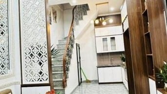 Cc bán nhà mới Đầm Trấu 35m, 5 tầng, ful đồ 7.5 tỷ