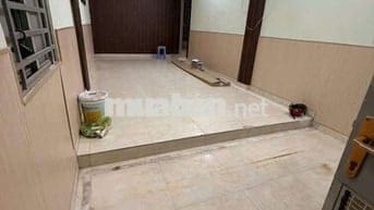 Cho thuê nhà nguyên căn.Đường Cách Mạng Tháng Tám.Phường 10.Quận 3