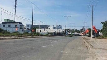 nha 1 trệt 1 lầu 1pk 3pn bếp 3wc phòng thờ. Nha đang xây dựng mới 100%